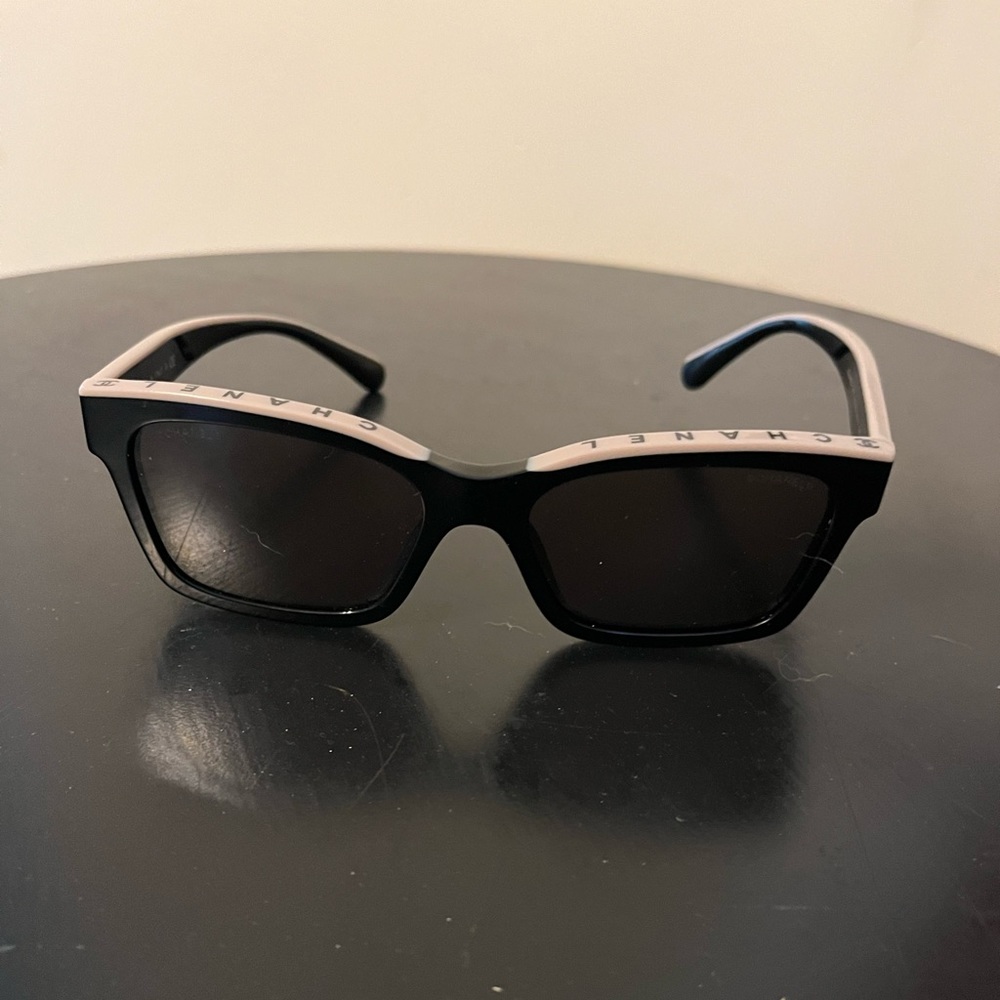 Chanel sunglasses, black/beige OCCI